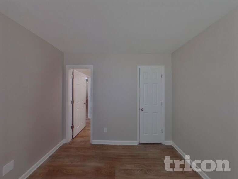 Building Photo - 712 Blazing Star Trl