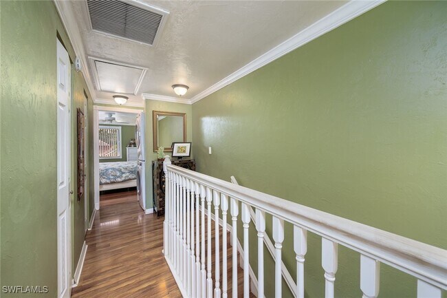 Building Photo - 9639 Eaton Gardens Ln