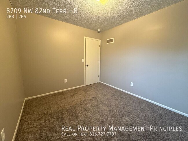 Building Photo - 8709 NW 82 Terrace