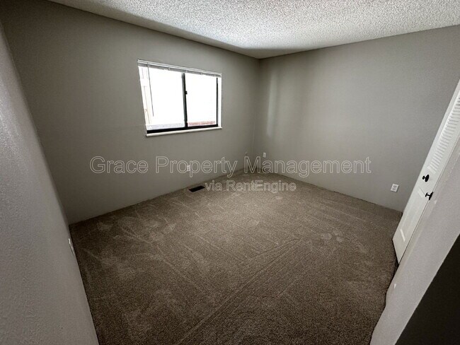 Building Photo - 2740 W 86th Ave