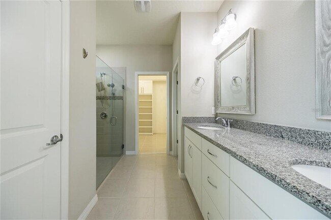 Building Photo - 2732 Matera Dr