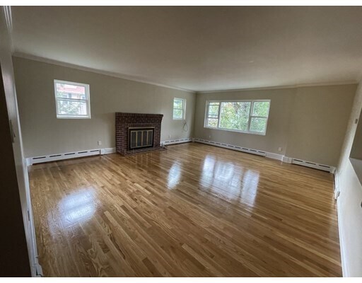 Building Photo - 85 Elgin St