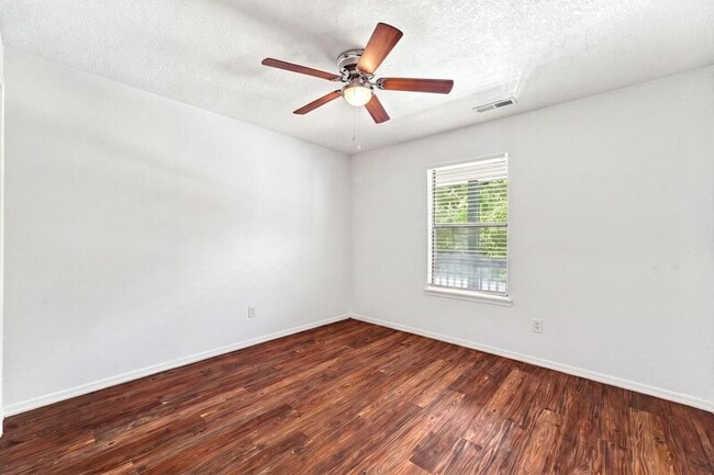 Building Photo - 2764 N Barcelona Ave
