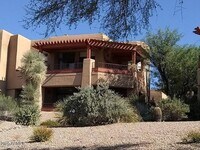 Building Photo - 13013 N Panorama Dr