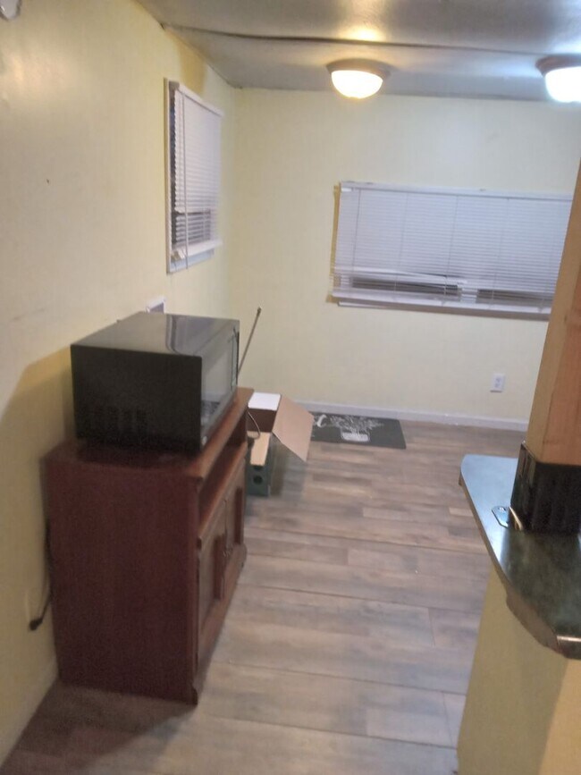 Building Photo - Rental in Hepzibah