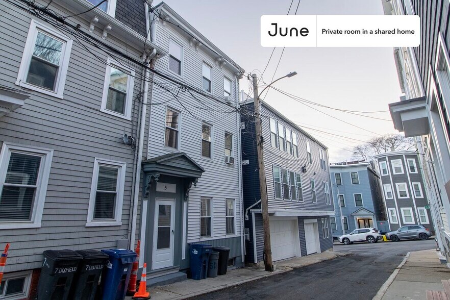 Building Photo - Room in Shared 5 bed/2 bath home