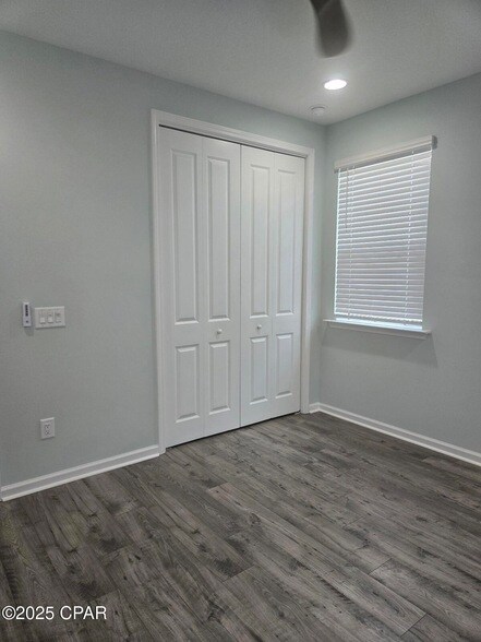 Building Photo - 8676 Coral Reef Wy