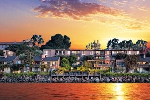 Building Photo - Mariners Village
