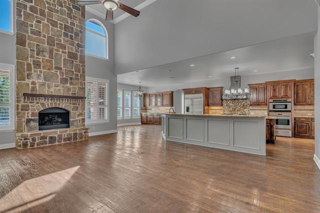 Building Photo - 3705 Falcon Dr