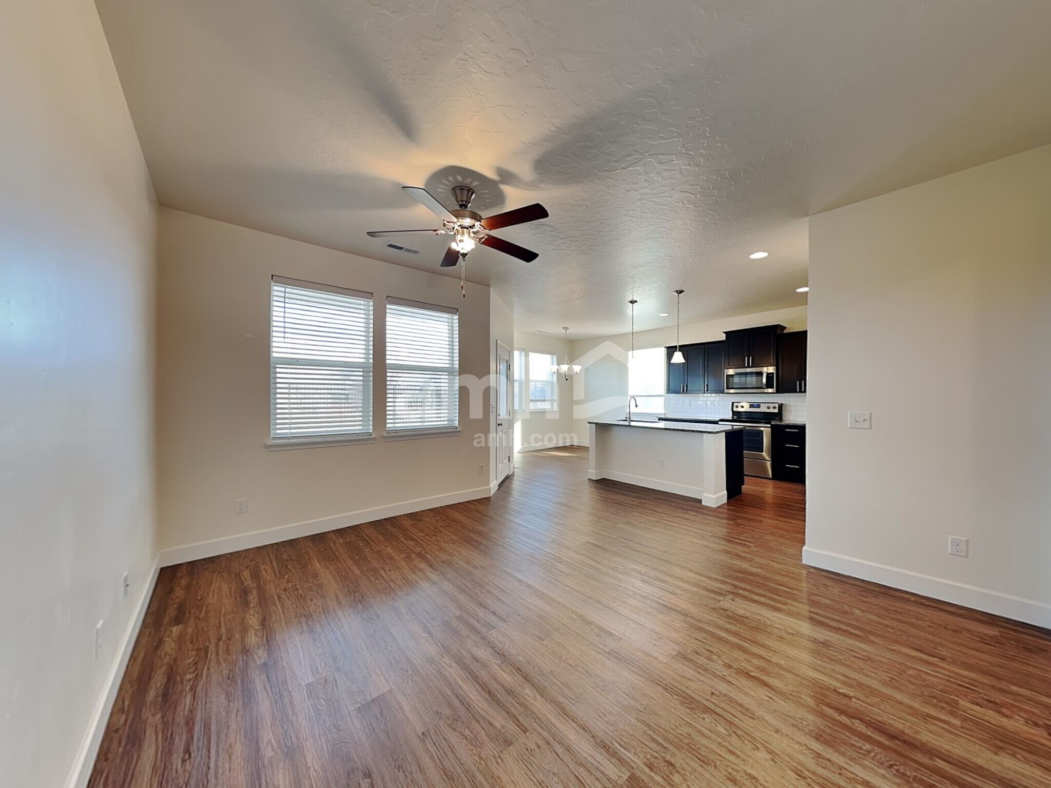 Building Photo - 378 E Sicily Dr