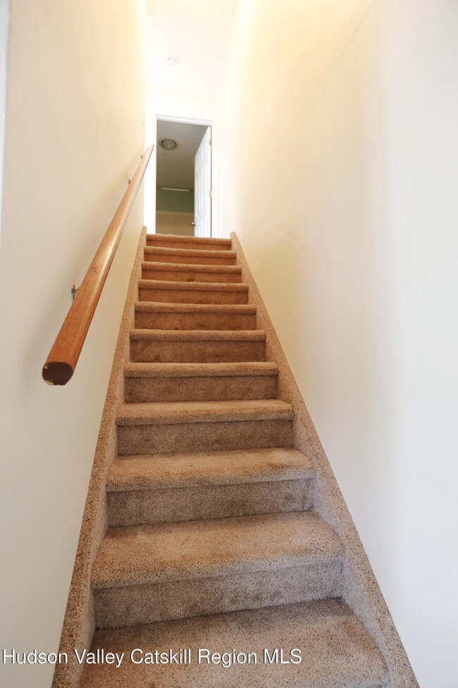 Building Photo - 87 Delaware St