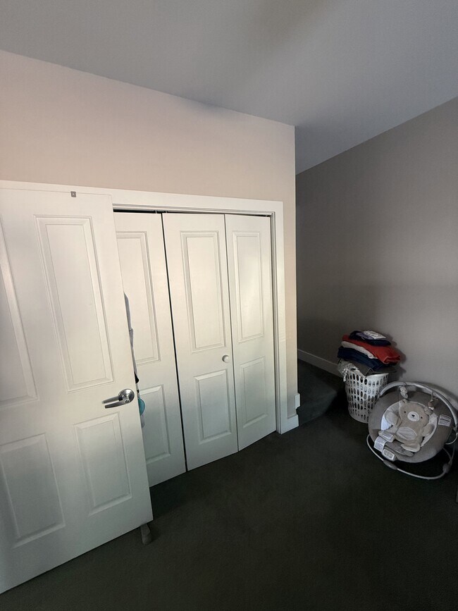 Building Photo - Apartments in Lockport