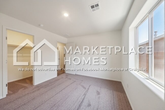 Building Photo - 975 Barkwell Dr SW