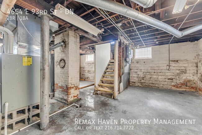 Building Photo - 4654 E 93rd St