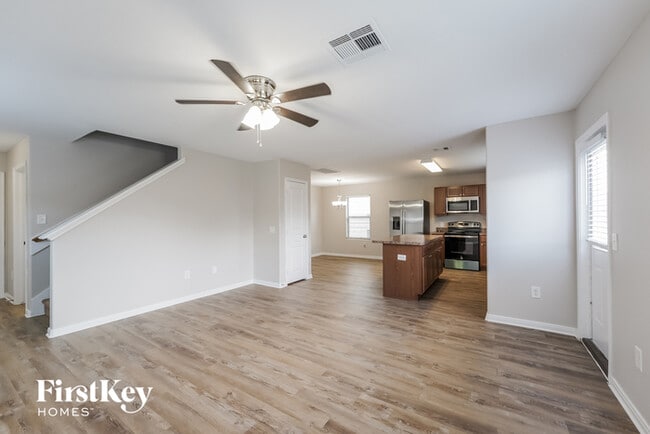 Building Photo - 9923 Sanders Rose Lane