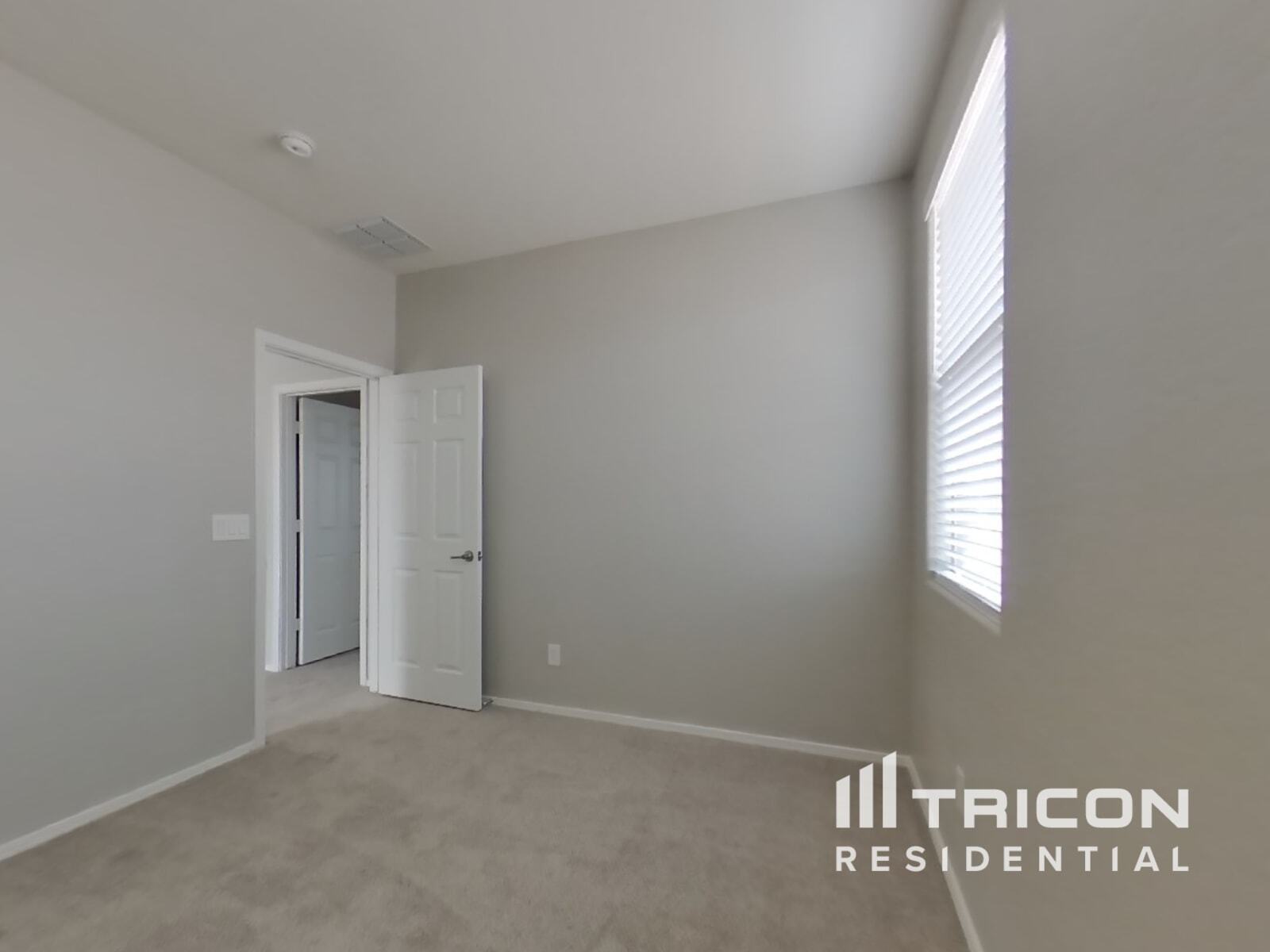 Building Photo - 43978 Caven Dr