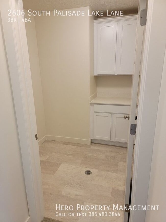 Building Photo - BRAND NEW Gorgeous Magna Townhomes!!!
