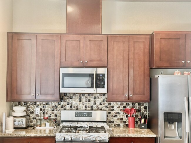 Building Photo - 31715 Avenida Alvera