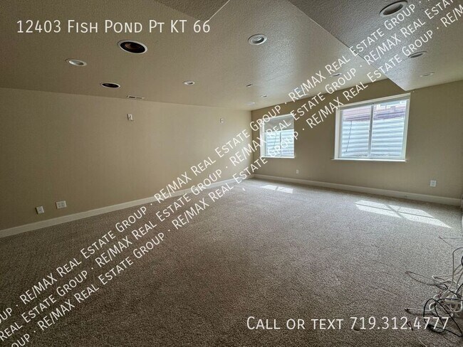 Building Photo - 12403 Fish Pond Point