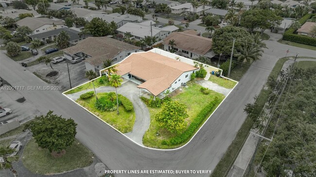 Building Photo - 1611 NE 50th Ct
