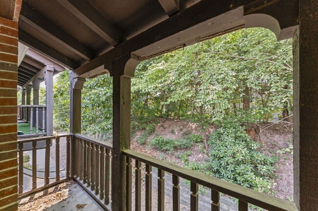Building Photo - 7309 Cardigan Cir