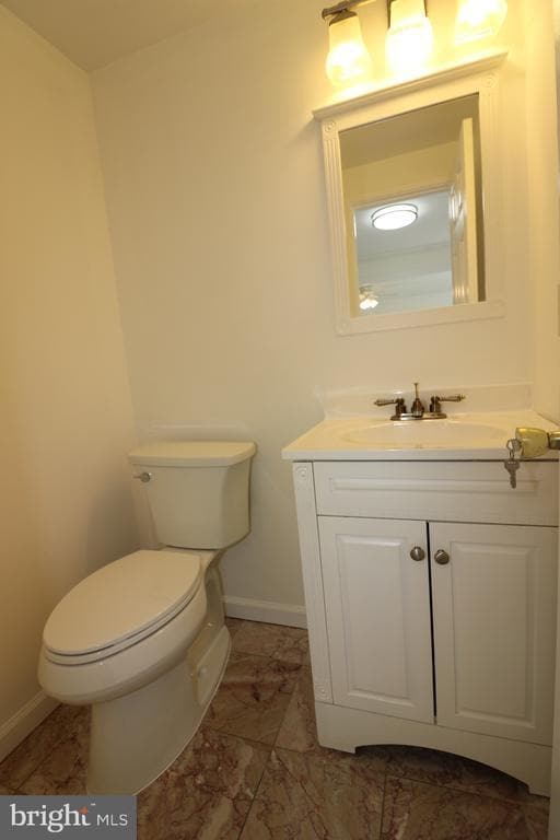 Building Photo - 20404 Shadow Oak Ct