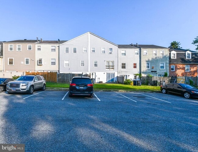Building Photo - 12330 Chesterton Dr