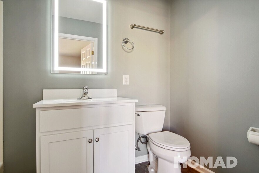 Building Photo - 446 Rural Hill Rd