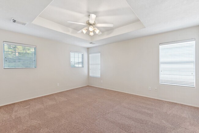 Building Photo - 2911 Katy Briar Ln