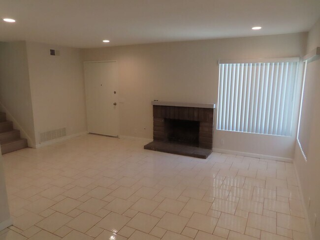 Building Photo - 2160 Leighton Ct