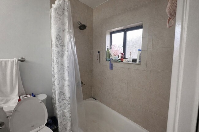 Building Photo - 2871 W 76th St