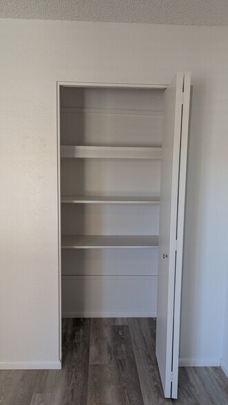 North bedroom closet - 14852 N 24th Dr