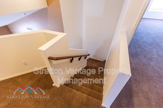 Building Photo - 2234 W Pima Ave