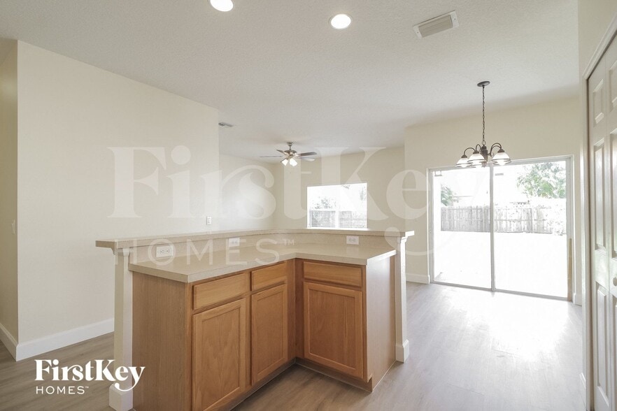 Building Photo - 12353 Accipiter Dr