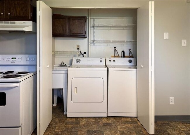 Building Photo - 505 McKee Ave