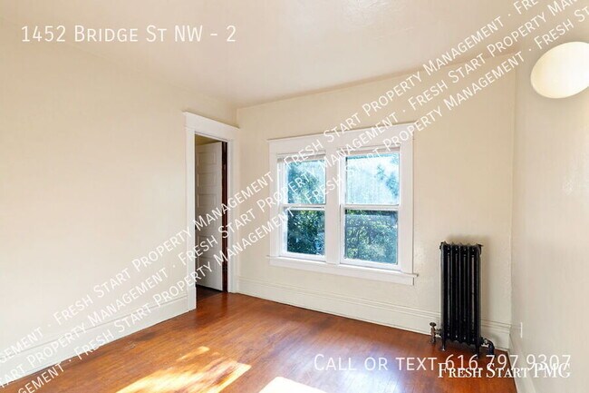 Building Photo - 1452 Bridge St NW
