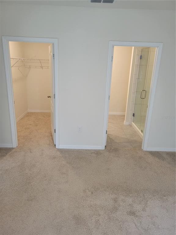 Building Photo - 2279 Delhi Pl