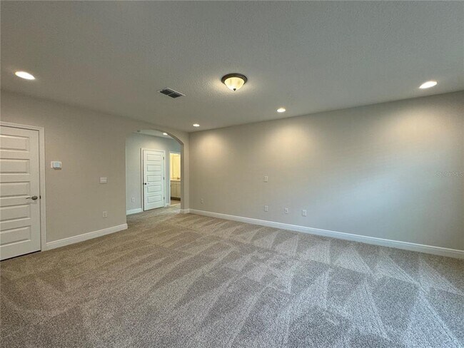 Building Photo - 16119 Skysail St