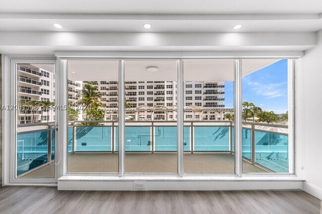 Building Photo - 3430 Galt Ocean Dr