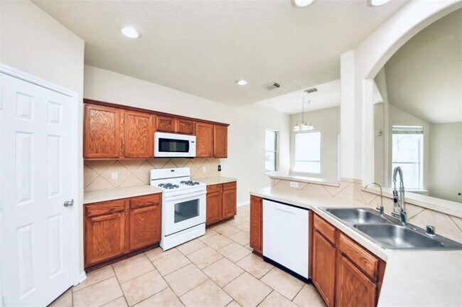 Building Photo - 6902 Sterling Meadow Dr