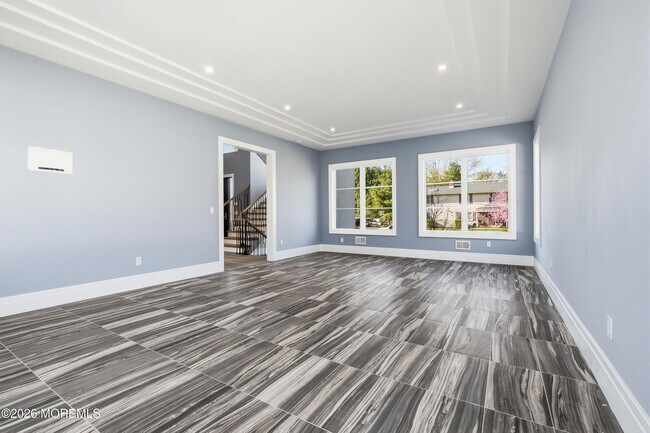 Building Photo - 84 Cooper Ave