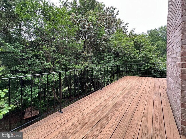 Building Photo - 7519 Heatherton Ln