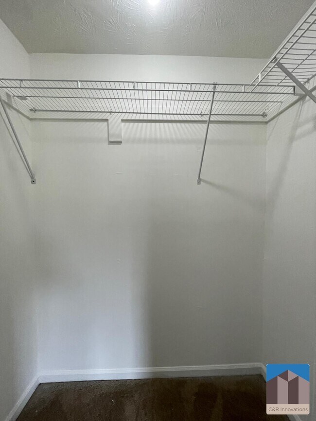 Building Photo - 1086 Riva Ridge Dr