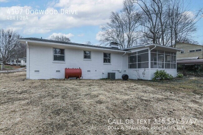 Building Photo - 4107 Dogwood Dr