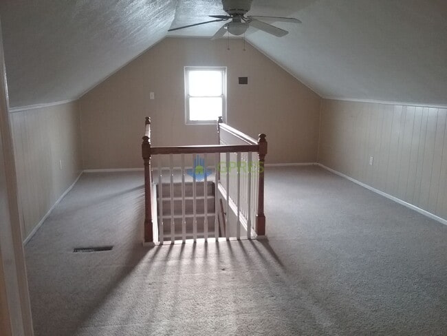 Building Photo - House for rent in the heart of Oakmont