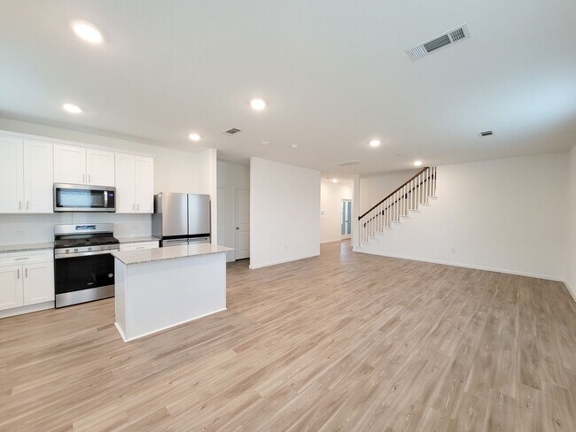 Building Photo - Beautiful brand-new construction with exceptional lake view in a new master planned community in ...