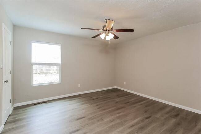 Building Photo - 1207 Boyd St