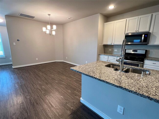 Building Photo - 12347 Breckenwood Mills Dr