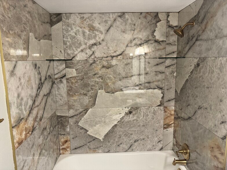 Building Photo - 3232 S Macdill Ave