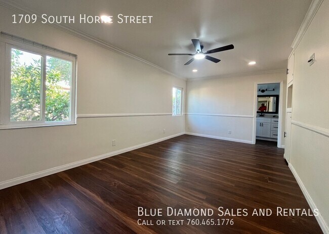 Building Photo - 1709 S Horne St